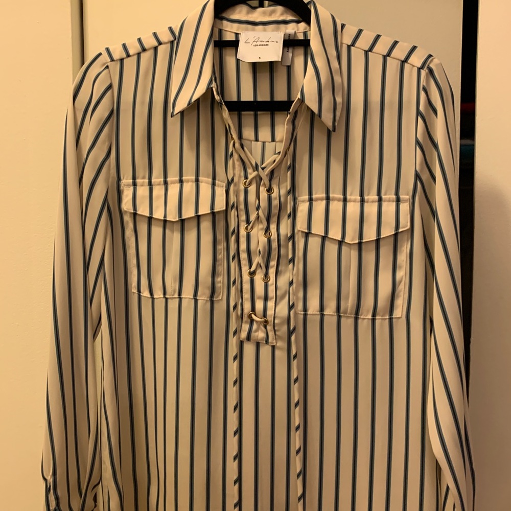 L’Academie Striped keyhole collared blouse